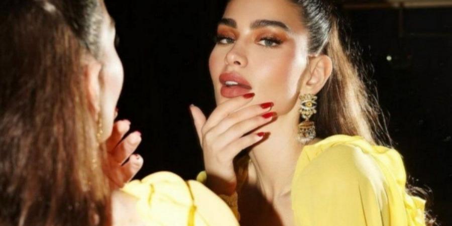 10:11
Fashion News

بالصور- سعر خيالي لحقيبة يد روان بن حسين من Hermès.. وإطلالتها بالكاجوال تخطف الأنظار