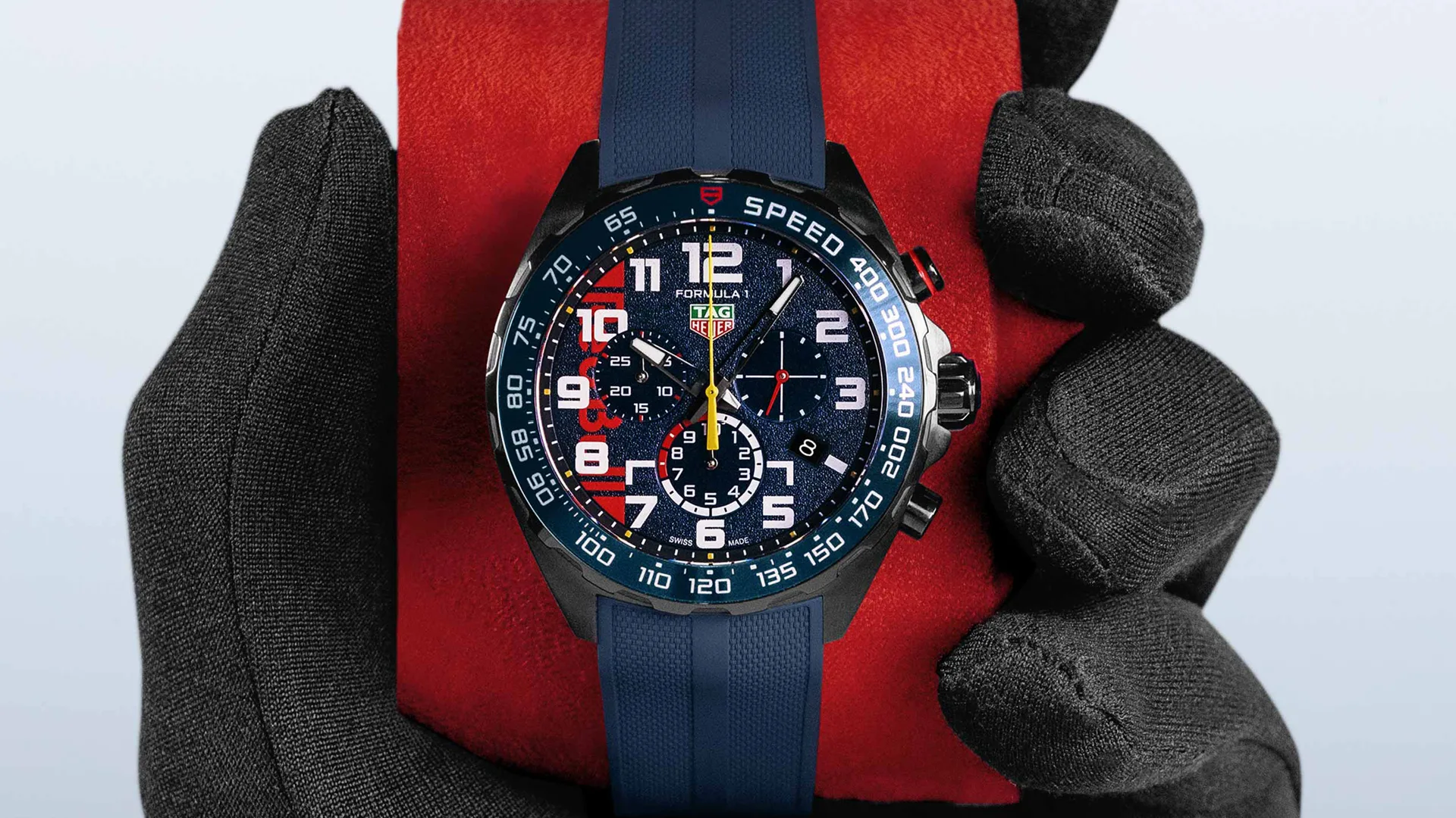 TAG Heuer Formula 1 Chronograph X Oracle Red Bull Racing: 20 عامًا من السرعة على المعصم