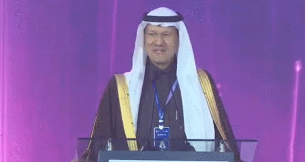 “عبدالعزيز بن سلمان”: نسعى للوصول إلى منظومة كهرباء متكاملة تليق بالمملكة وساكنيها بحلول العام 2028