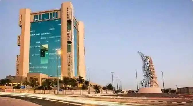 حملة كبرى لإزالة المباني المتهالكة في هذه المنطقة حفاظًا على الأرواح