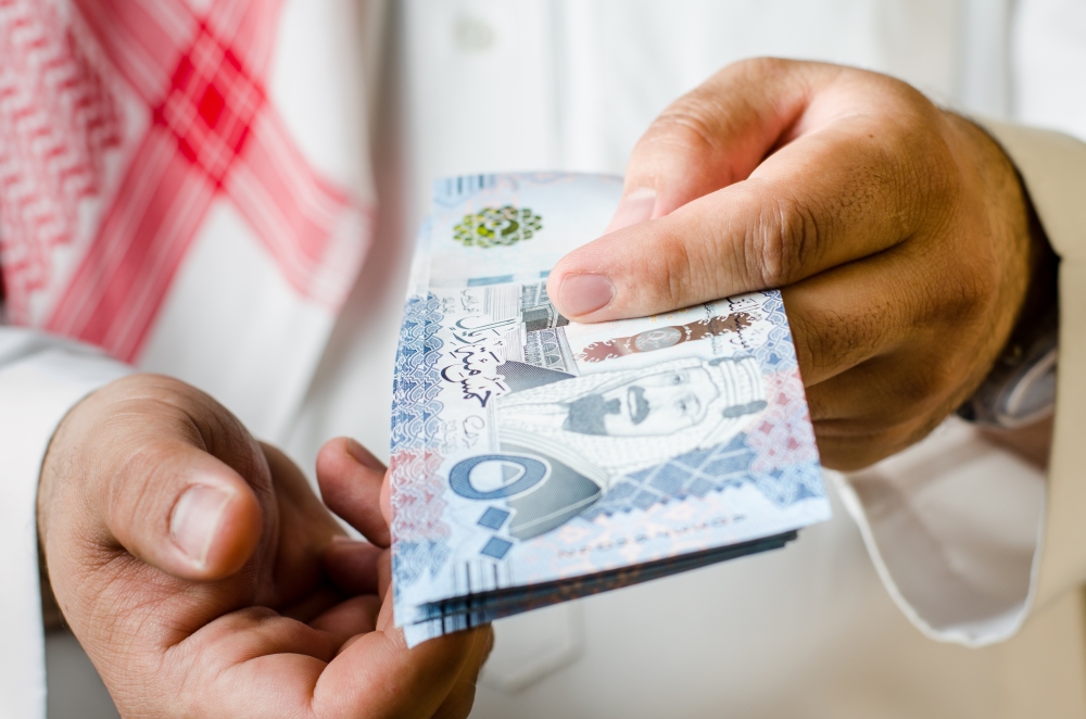 25 مارس.. تقديم صرف رواتب الموظفين الحكوميين