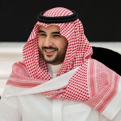 خالد بن سلمان يتلقى اتصالًا من وزير الدفاع الأمريك…