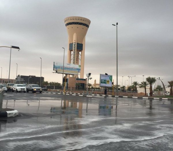 لقطات لهطول أمطار الخير على تبوك