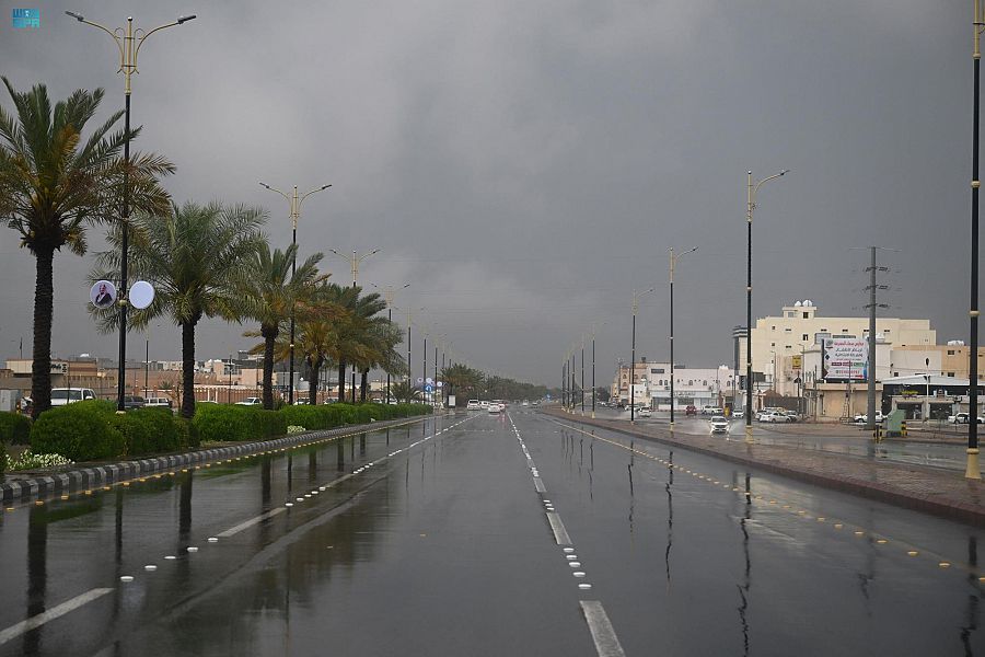 تنبيه من هطول أمطار رعدية وسيول وبرد على منطقة حائ…