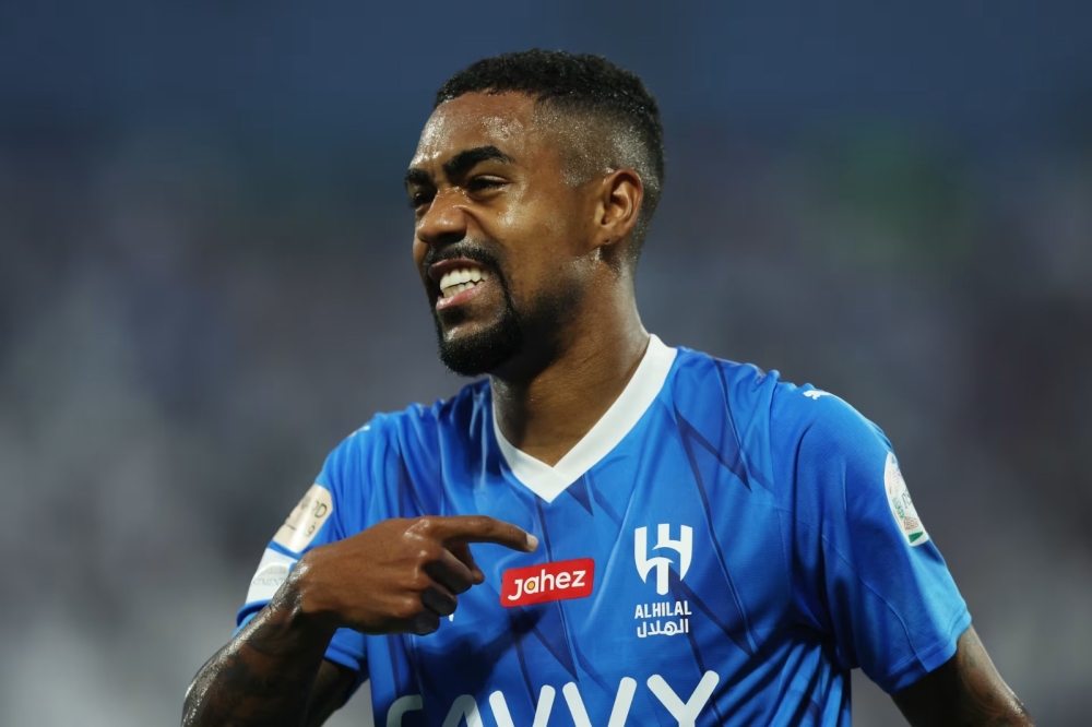 إصابة قوية لـ مالكوم فيليب في مباراة الهلال وباختاكور