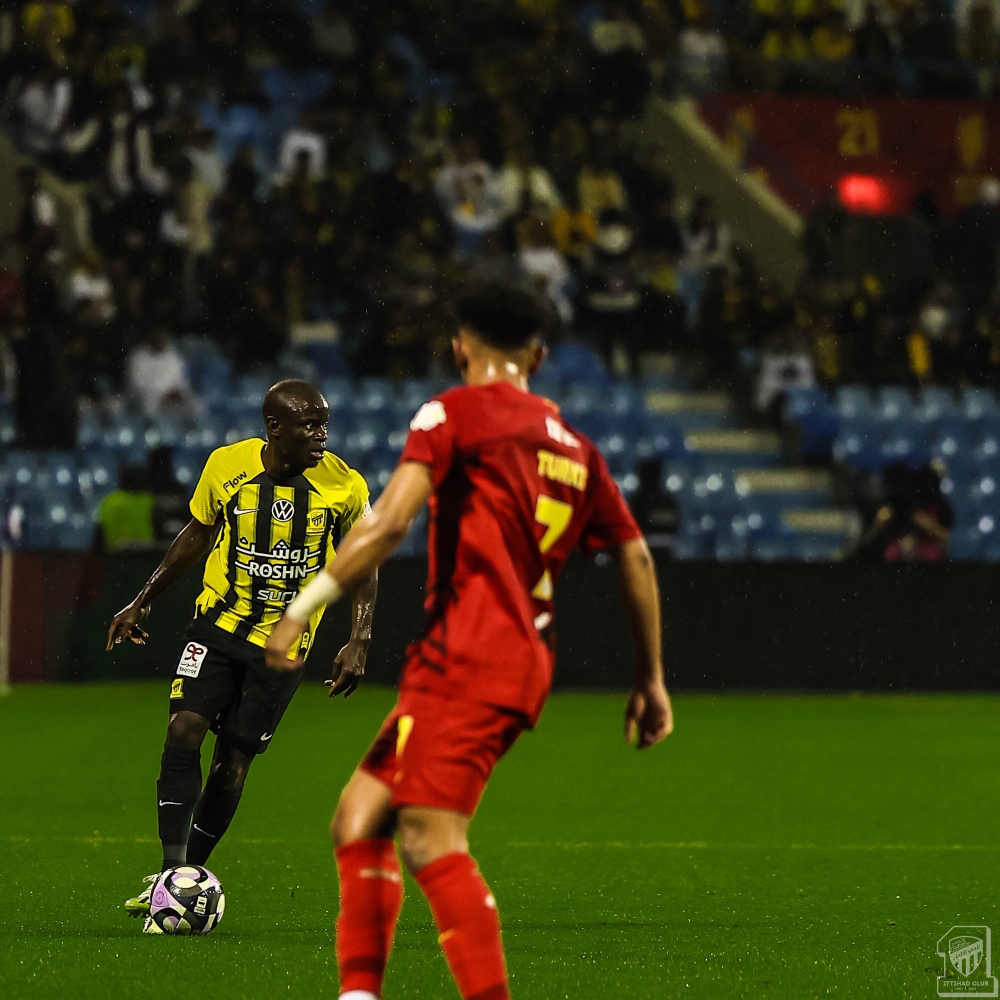 الاتحاد يخطف تعادل من القادسية في روشن