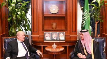 “الجبير” ومبعوث الرئيس الفرنسي إلى لبنان يناقشان الأوضاع الإقليمية