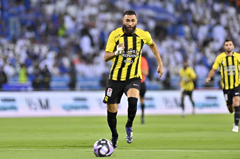 الحياة في جدة مختلفة عن مدريد.. وأرغب في العمل بإدارة الريال بعد الاعتزال