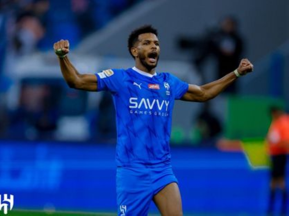 الكشف عن مدة غياب علي البليهي بعد إصابته في مباراة الهلال وباختاكور