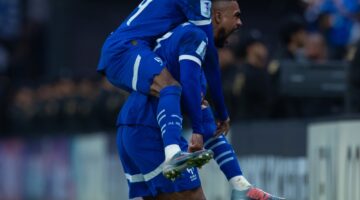 الهلال يمطر شباك باختاكور برباعية ويعبر إلى ربع نهائي دوري أبطال أسيا للنخبة