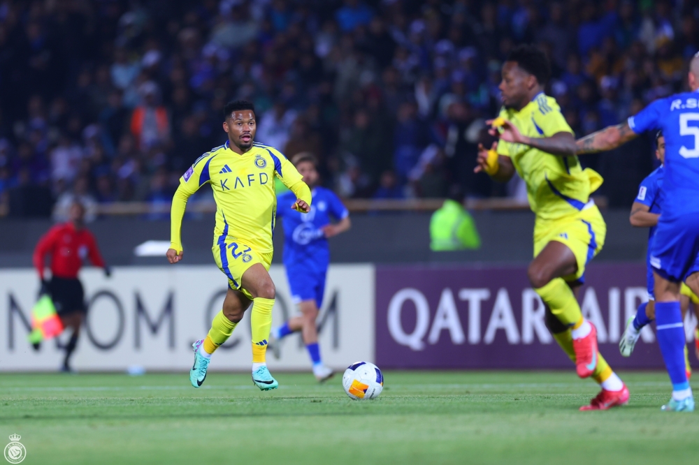 بالدرجات.. تقييم مميز للاعبي النصر بعد التعادل مع الاستقلال