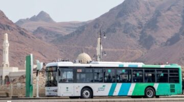 حافلات لنقل الركاب من محطة قطار الحرمين السريع إلى المسجد النبوي