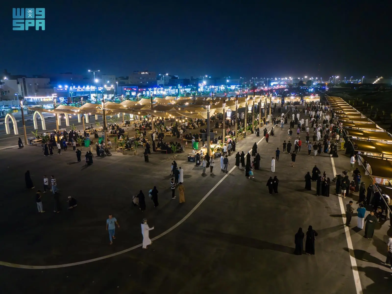 سوق البلد في جازان وجهة مثالية للعائلات في ليالي ر…