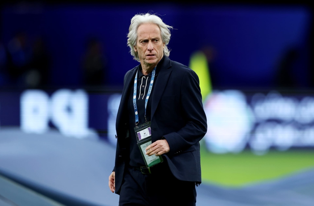 قرار من جيسوس في الهلال بعد الهزيمة أمام باختاكور