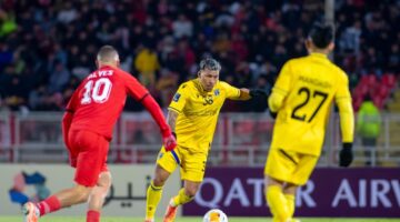 قفاز عبدالقدوس عطية يؤمن التعاون أمام تراكتور بدوري أبطال آسيا 2
