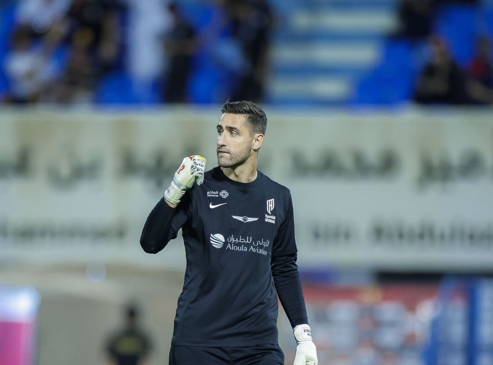 كاستيلس حارس القادسية يعلن اعتزاله اللعب الدولي مع منتخب بلجيكا