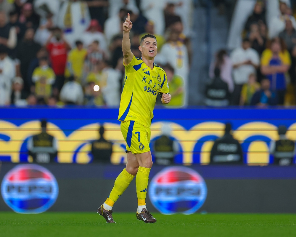ماذا فعل كريستيانو رونالدو بعد استبداله في مباراة النصر والشباب؟ ـ عاجل
