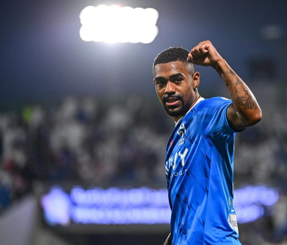 مالكوم ينتظم بتدريبات الهلال قبل مواجهة الفيحاء