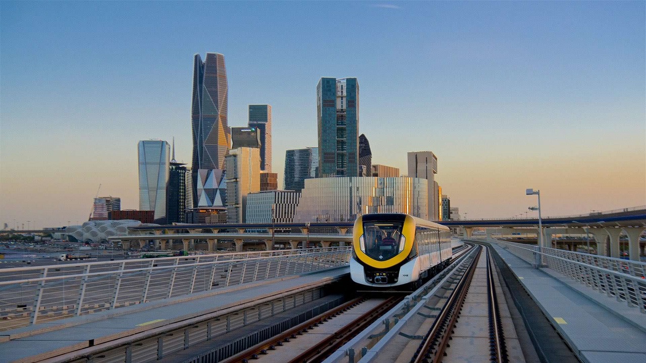 بعد تعديلها.. تعرف على مواعيد مترو الرياض الجديدة في رمضان