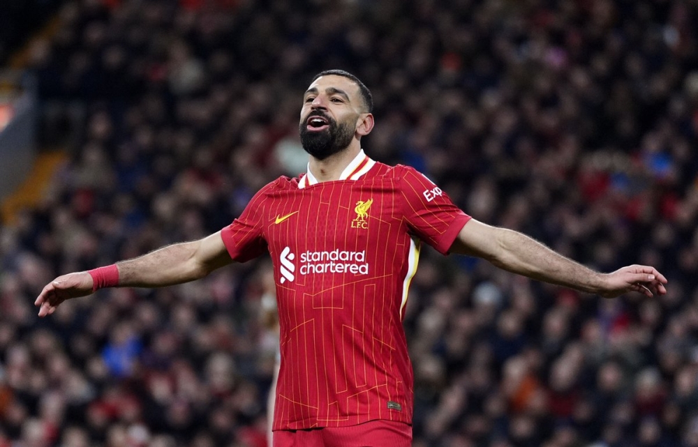 مفاجأة.. محمد صلاح يعرض نفسه على برشلونة