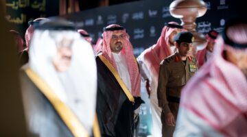 نائب أمير مكة المكرمة يتابع مبادرات مركاز البلد الأمين الإثرائية
