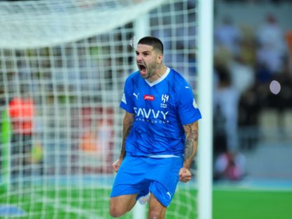 هل يلحق ميتروفيتش بمباراة الإياب بين الهلال وباختاكور؟