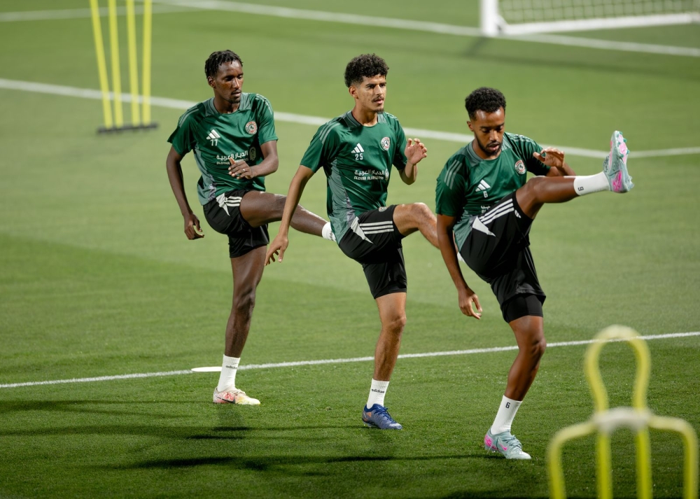 بخطة محكمة.. الشهري يعد الاتفاق لمواجهة الرياض في ملعب روشن