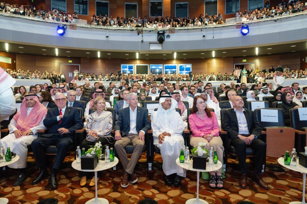 وزير الطاقة السعودي ونظيره الأمريكي يقومان بزيارة إلى جامعة الملك عبدالله للعلوم والتقنية لتعزيز الشراكات البحثية في قطاع الطاقة