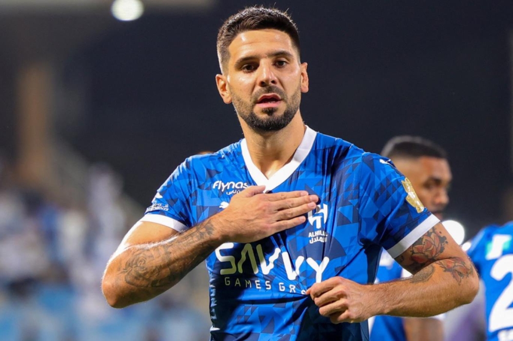 عودة ميتروفيتشوية للتهديف مع الهلال بعد غياب دام 40 يومًا