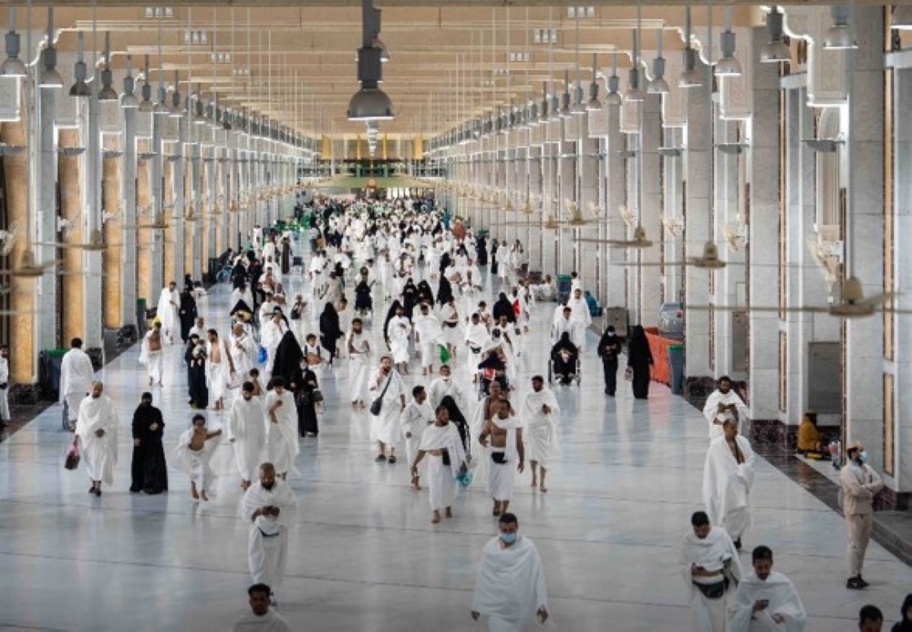 “الحج والعمرة” تُحذِّر من أداء الفريضة دون تصريح وتُشجِّع على الإبلاغ عن الحملات المضللة