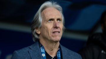 هل سيستمر رينيه جيسوس مع الهلال؟ فرصه في تدريب البرازيل تتضاءل.