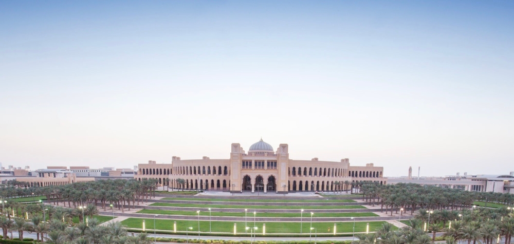 جامعة الأميرة نورة تحتفل بتخريج الدفعة الثامنة عشر بمسيرة أكاديمية وفعاليات ثقافية