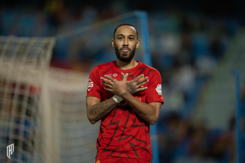 تشكيلة الجولة 28 من دوري روشن السعودي بوجود أوباميانج وثلاثي الهلال