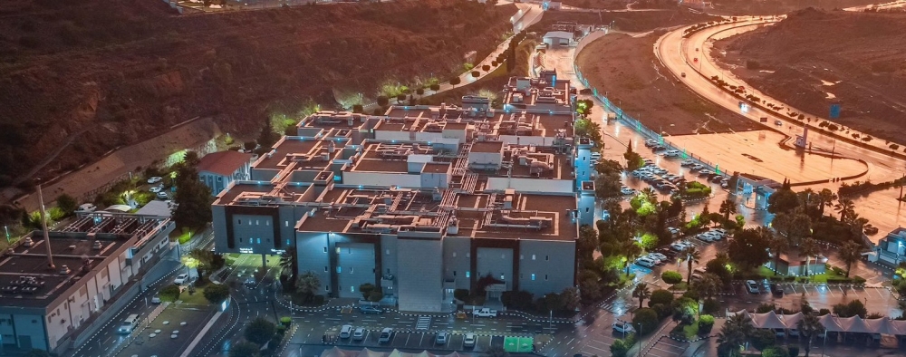 مستشفى الأمير مشاري يحقق إنجازًا طبيًا بارزًا بنجاح إنقاذ مريضة من متلازمة “ذيل الفرس”