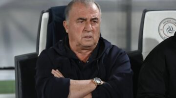 فاتح تريم يستبعَد ثنائي من تشكيلة الشباب قبل مواجهة الهلال.