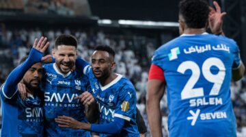 الهلال يتعادل في مواجهة صعبة بعد هدف الشباب الإيجابي