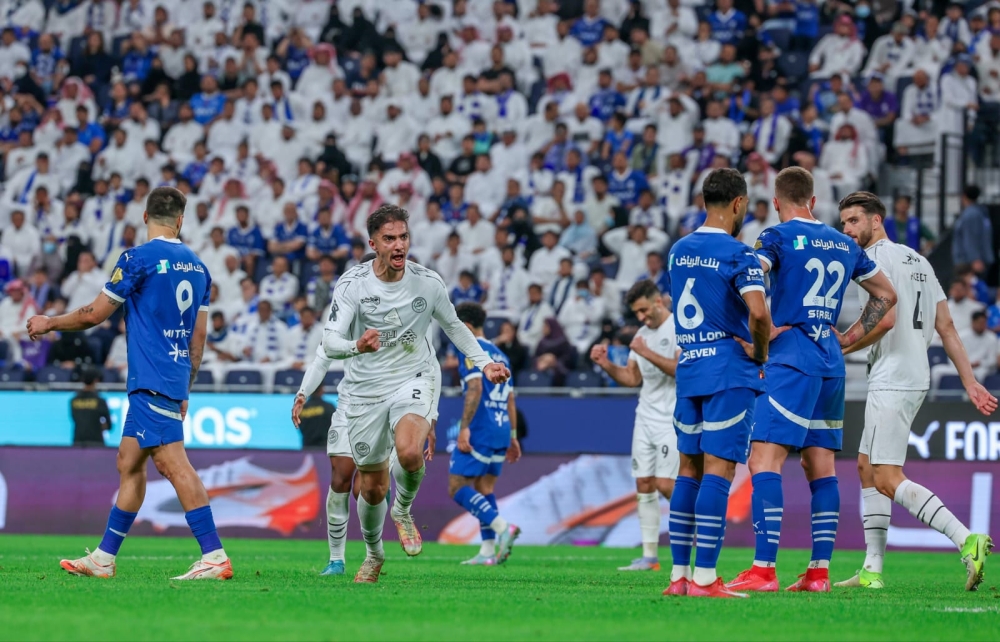 تحليل أداء شباب الهلال بالأرقام: كاراسكو والشويرخ يتألقان بينما بونافينتورا يخيب الآمال