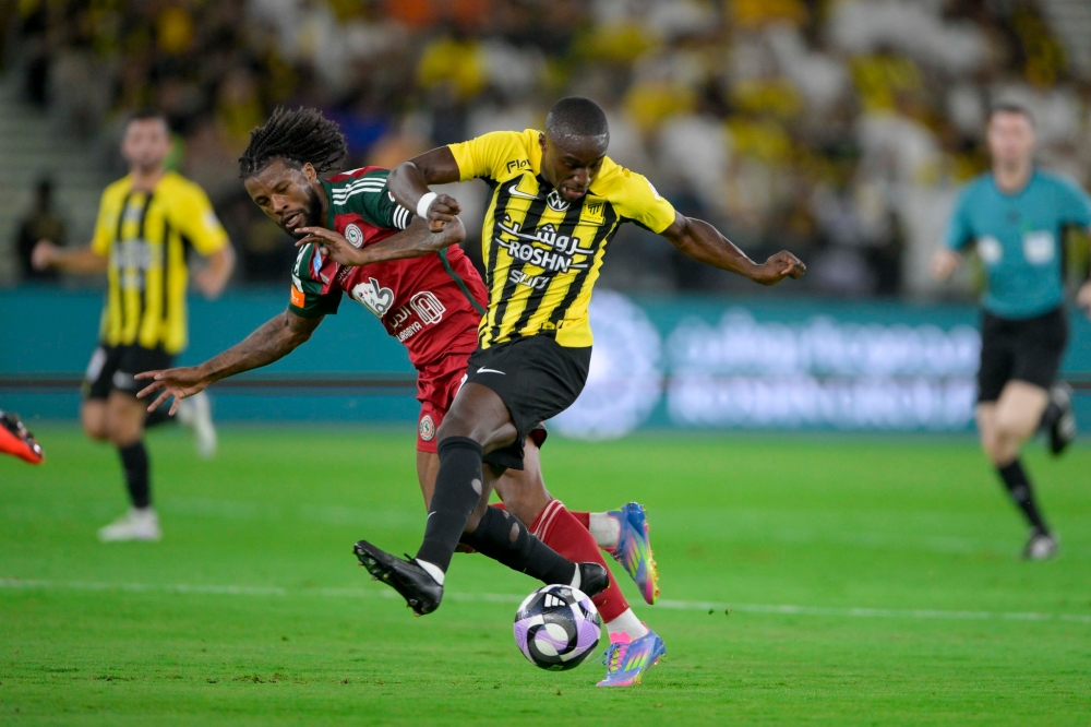 الاتحاد يعزز صدارته في دوري روشن بعد تعثر الهلال