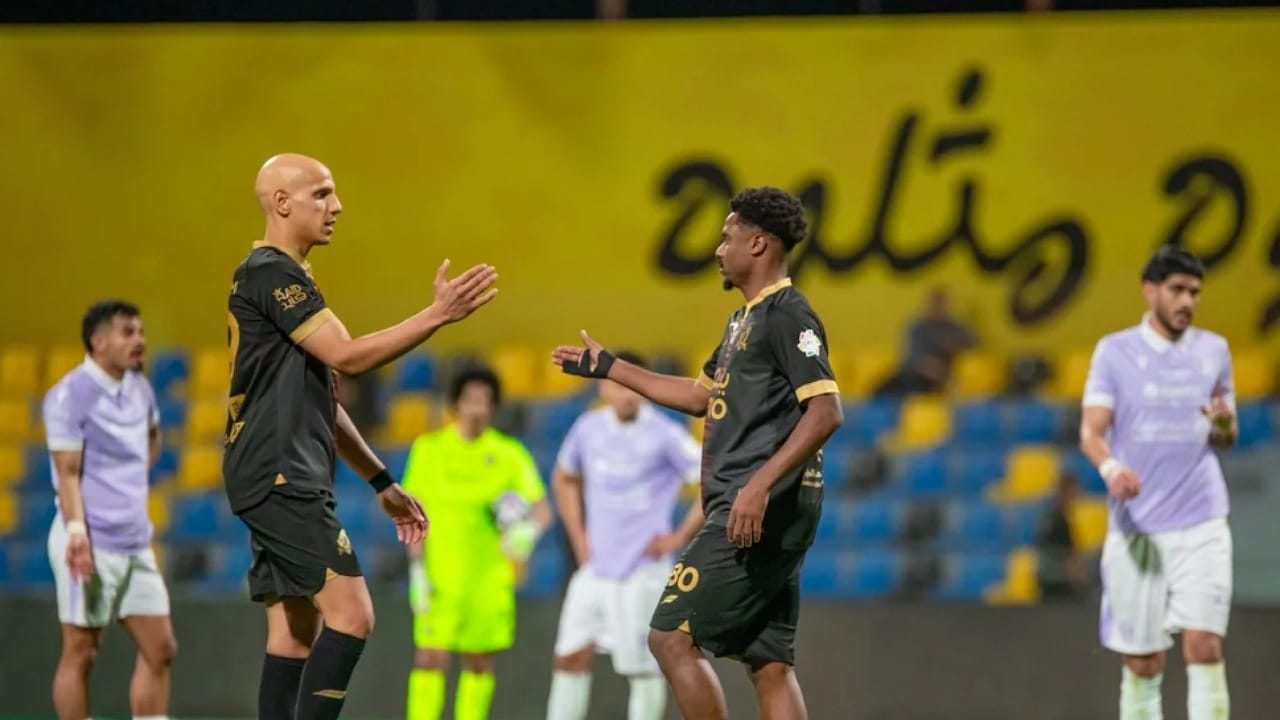 الوحدة تفوق التعاون بتألق ثنائي