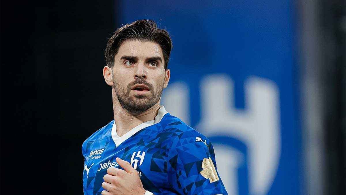 بورتو يستهدف استعادة خدمات نيفيز من نادي الهلال.