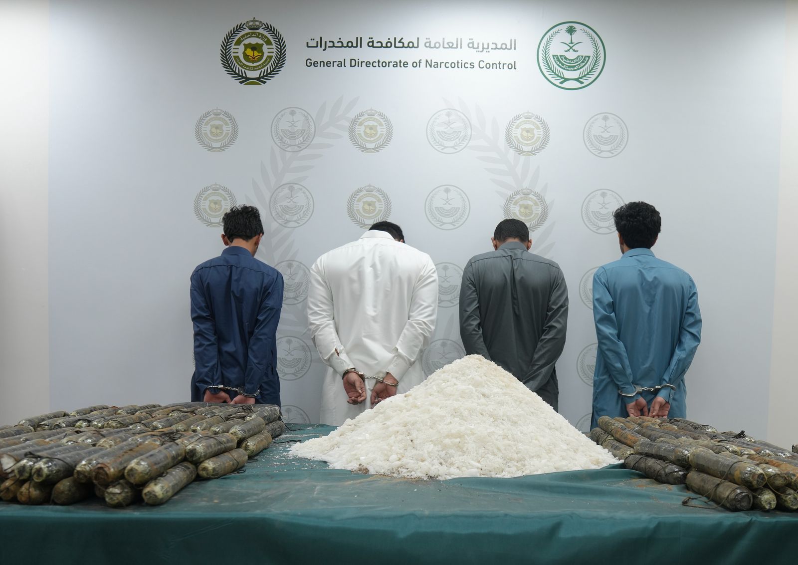 إحباط محاولة تهريب 147 كيلوجرامًا من المخدرات داخل شحنة رخام