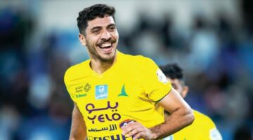 محمد شريف يوقع رسميًا على عقده الجديد مع نادي الزمالك المصري