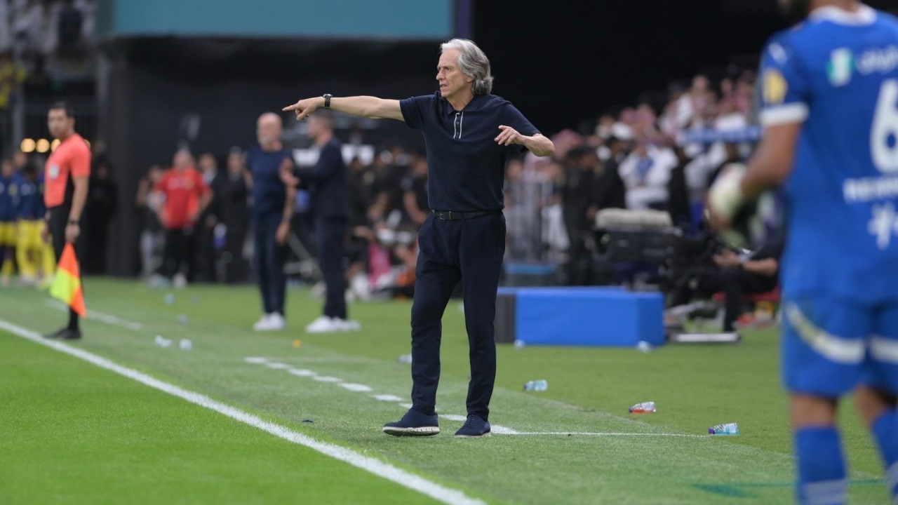 جيسوس يتولى قيادة تدريبات الهلال استعدادًا لمواجهة الخليج