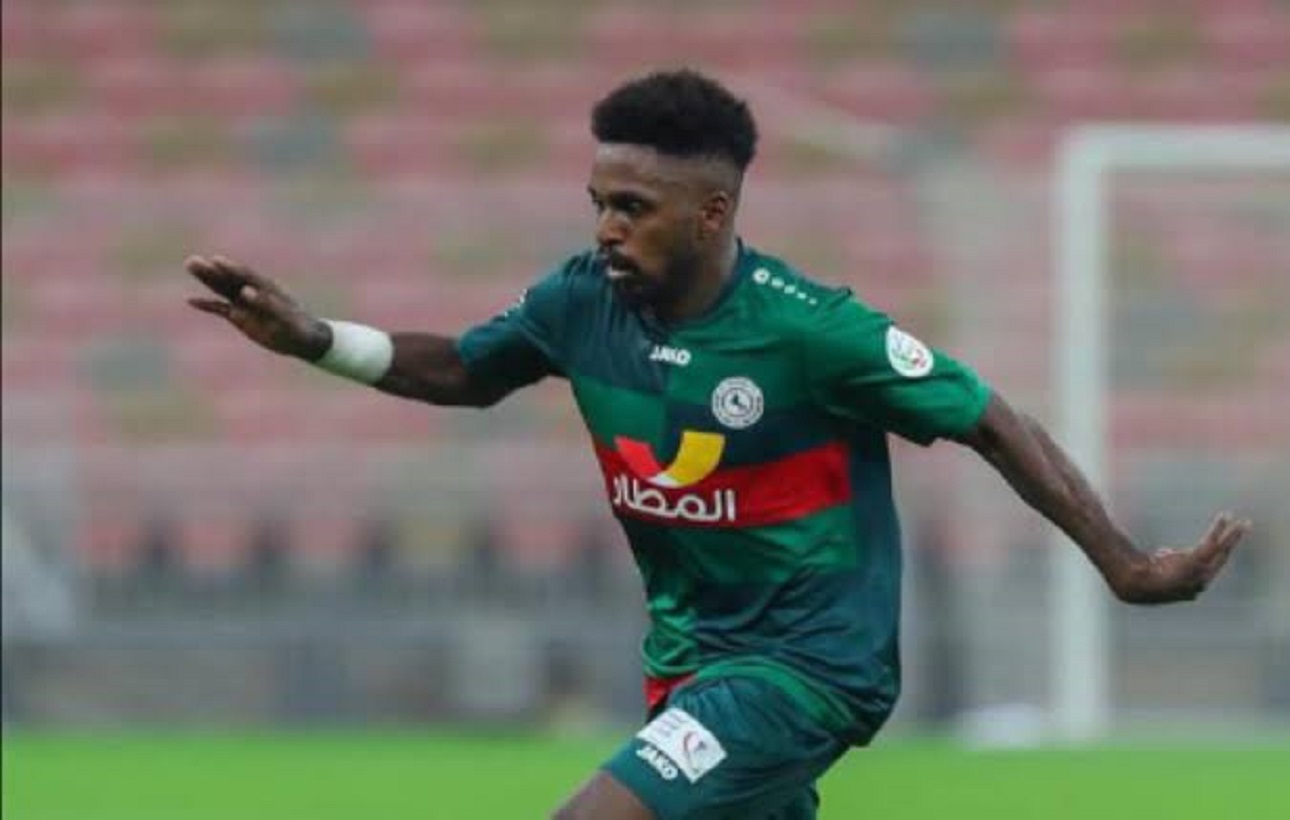 لاعب هوساوي على بعد خطوات من استئناف تدريبات فريق ضمك استعدادًا لمواجهة الخلود