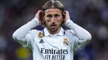 مودريتش يخطو نحو عالم الاستثمار الرياضي من خلال نادي سوانزي سيتي