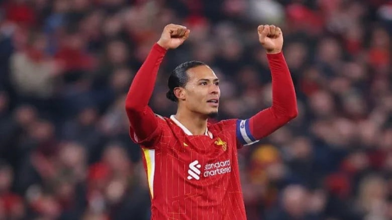 ليفربول يعلن رسمياً عن تجديد عقد فيرجيل فان دايك