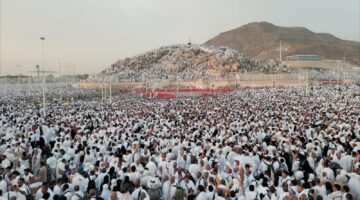 تحذير: مخاطر أداء الحج دون الحصول على التصريح اللازم