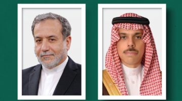 وزير الخارجية يجتمع مع نظيره الإيراني لبحث المستجدات الإقليمية